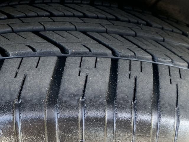 Used 2022 Kia Carnival LX image 35