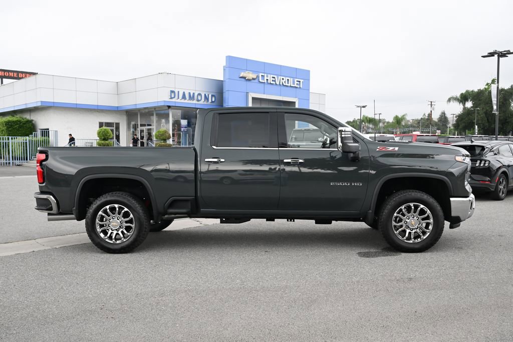 New 2026 Chevrolet Silverado 2500 LTZ w/ LTZ Plus Package AWD/4WD image 3