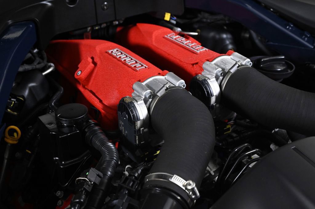 Used 2021 Ferrari Roma image 28