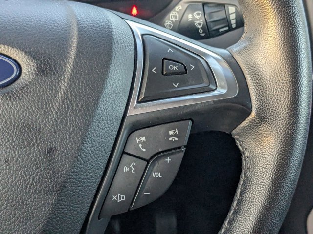 Used 2023 Ford Edge SEL image 5