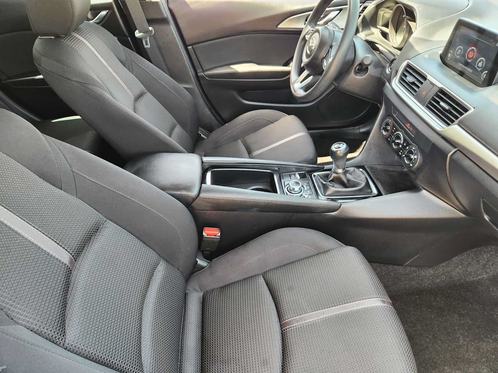 Used 2017 MAZDA MAZDA3 Sport w/ Preferred Equipment Package FWD image 13