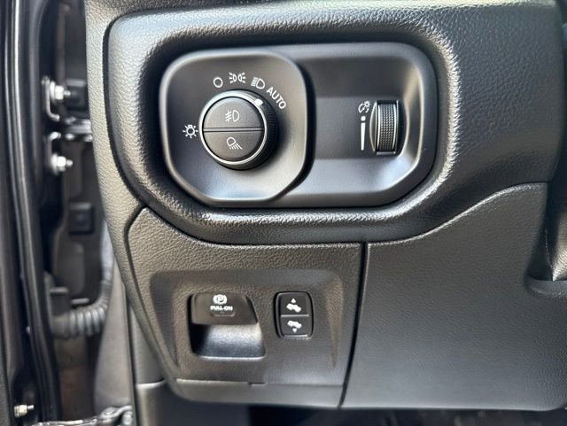 Used 2022 RAM 1500 Big Horn AWD/4WD image 24