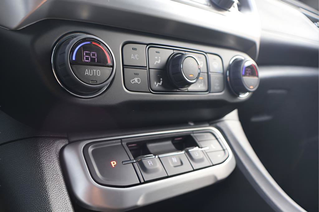 Used 2023 GMC Acadia SLT w/ Elevation Edition AWD/4WD image 25