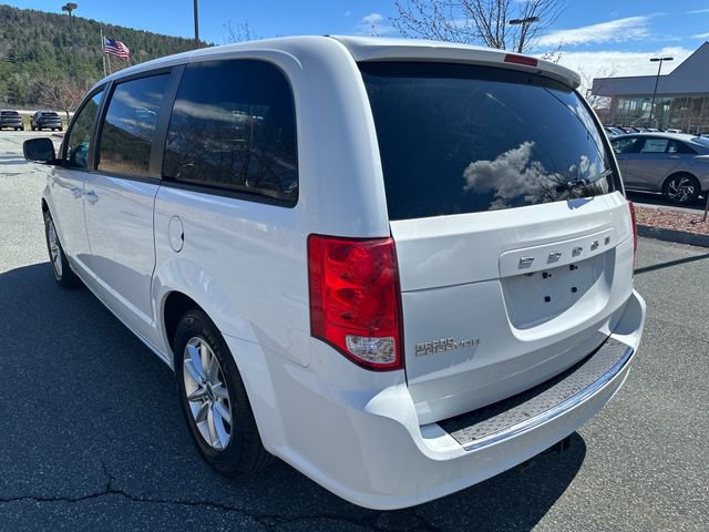 Used 2019 Dodge Grand Caravan SE image 3