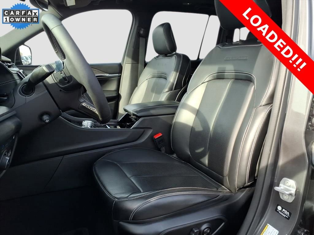 Used 2022 Jeep Grand Cherokee Overland image 14