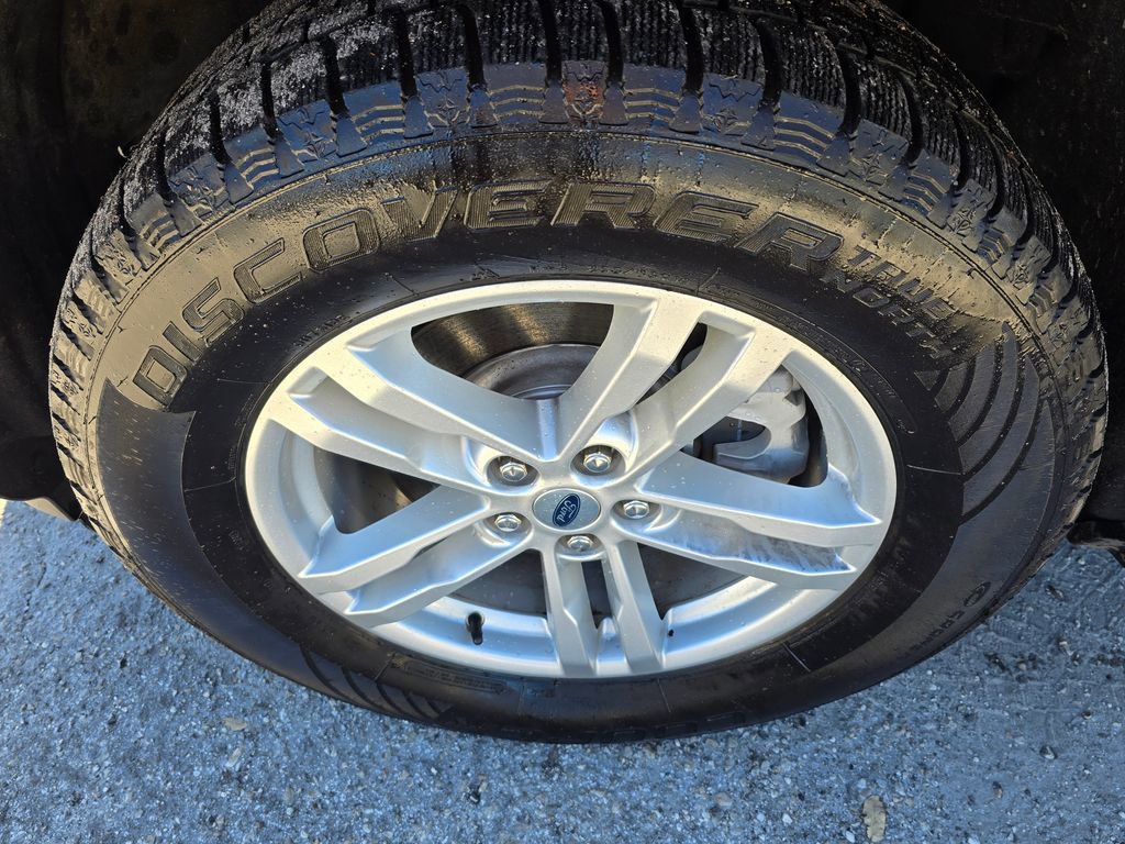 Used 2022 Ford Explorer XLT image 8