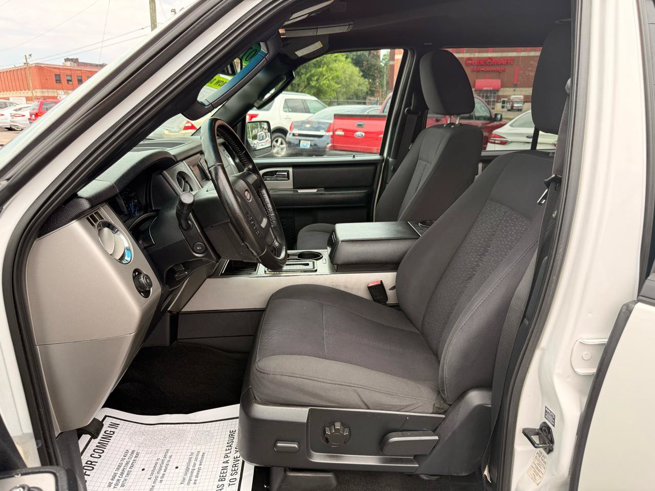 Used 2015 Ford Expedition EL XLT AWD/4WD image 8