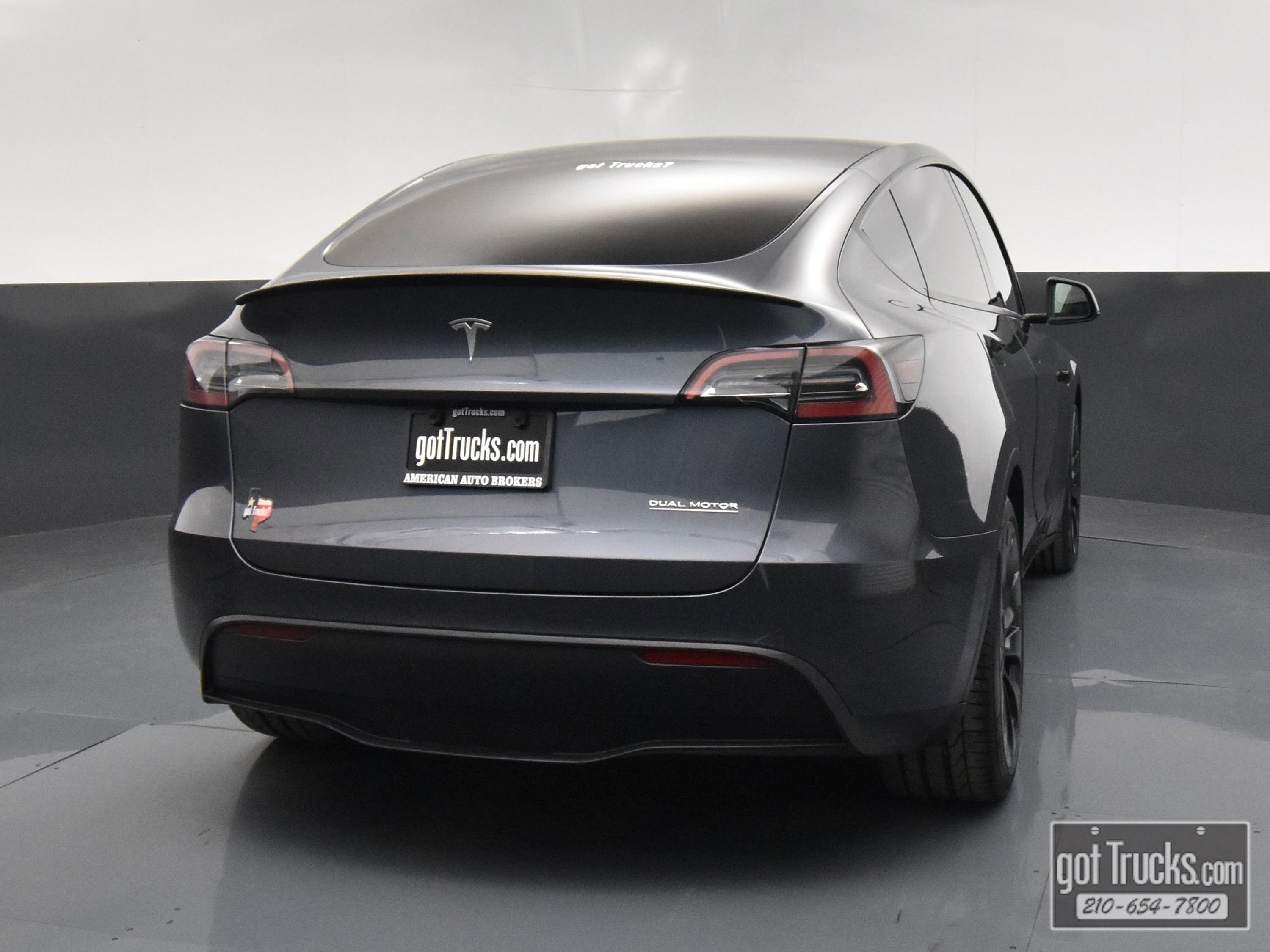 Used 2022 Tesla Model Y Performance image 5
