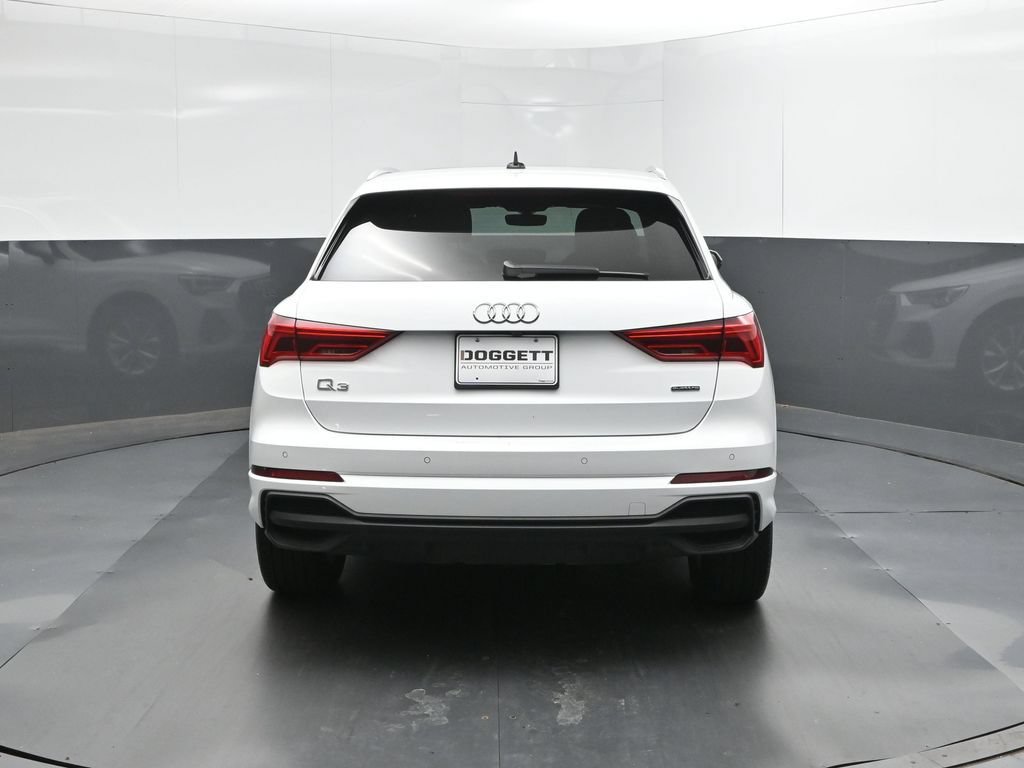 Used 2025 Audi Q3 2.0T Premium AWD/4WD image 5