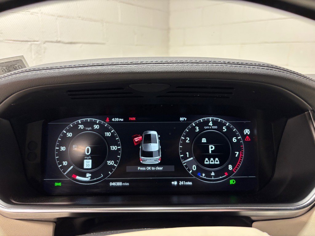 Used 2022 Land Rover Range Rover Westminster Edition image 17