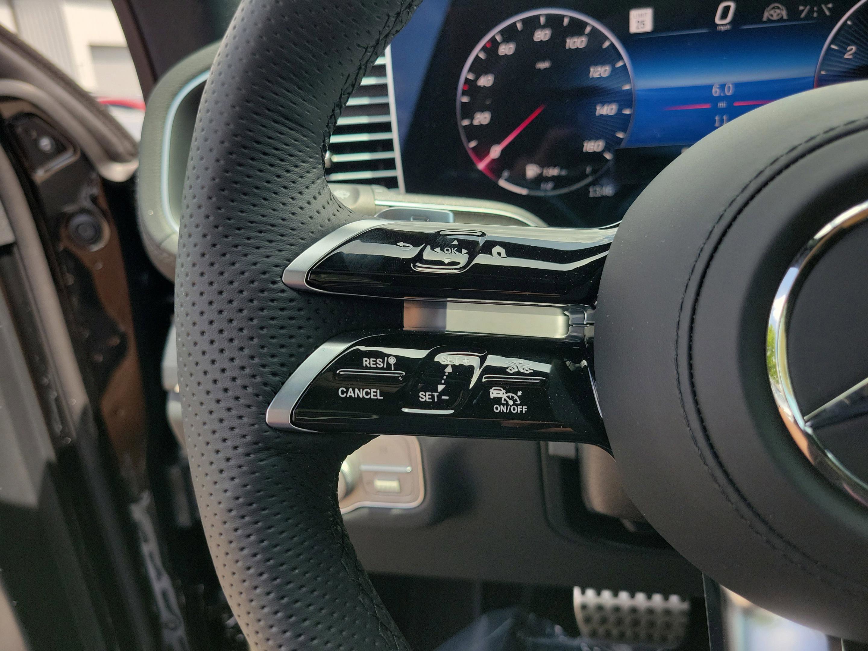 New 2026 Mercedes-Benz GLS 580 4MATIC image 26