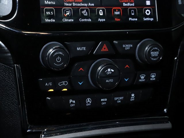 Used 2020 Jeep Grand Cherokee Altitude image 26