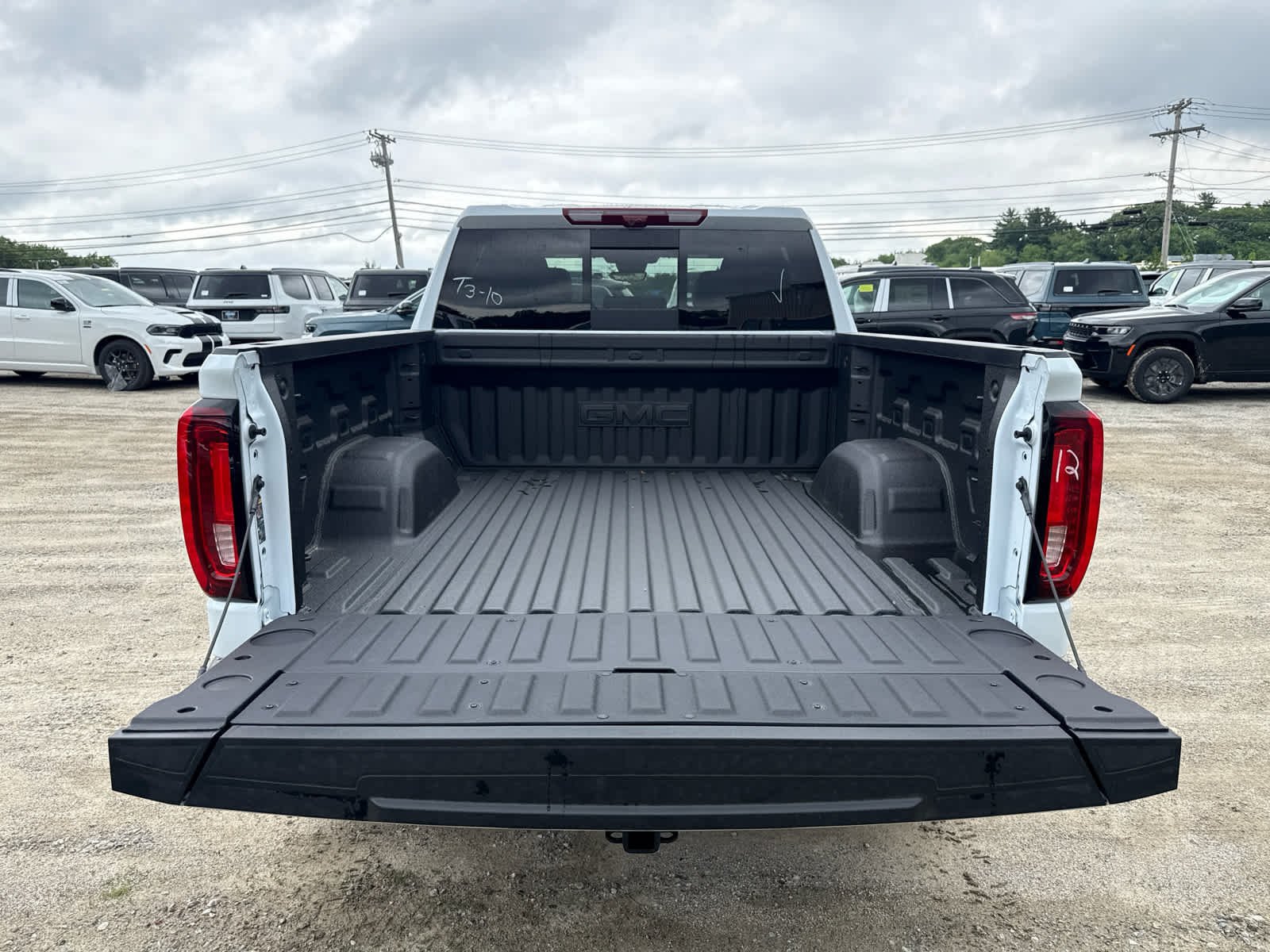 New 2026 GMC Sierra 1500 Denali w/ Denali Reserve Package AWD/4WD image 10