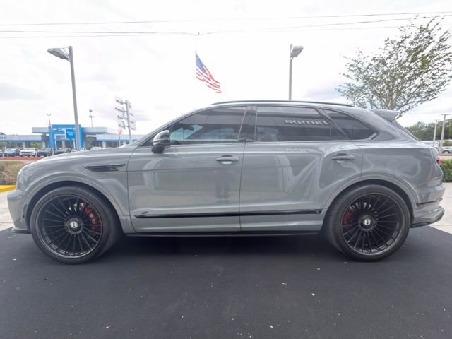 Used 2022 Bentley Bentayga AWD/4WD image 16