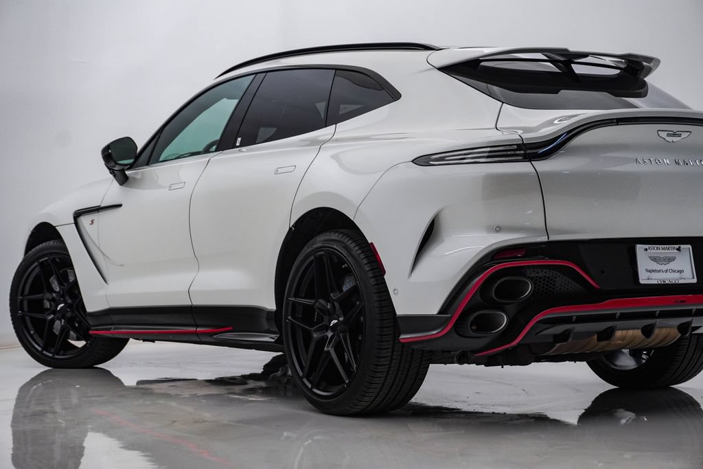Used 2026 Aston Martin DBX 707 AWD/4WD image 9