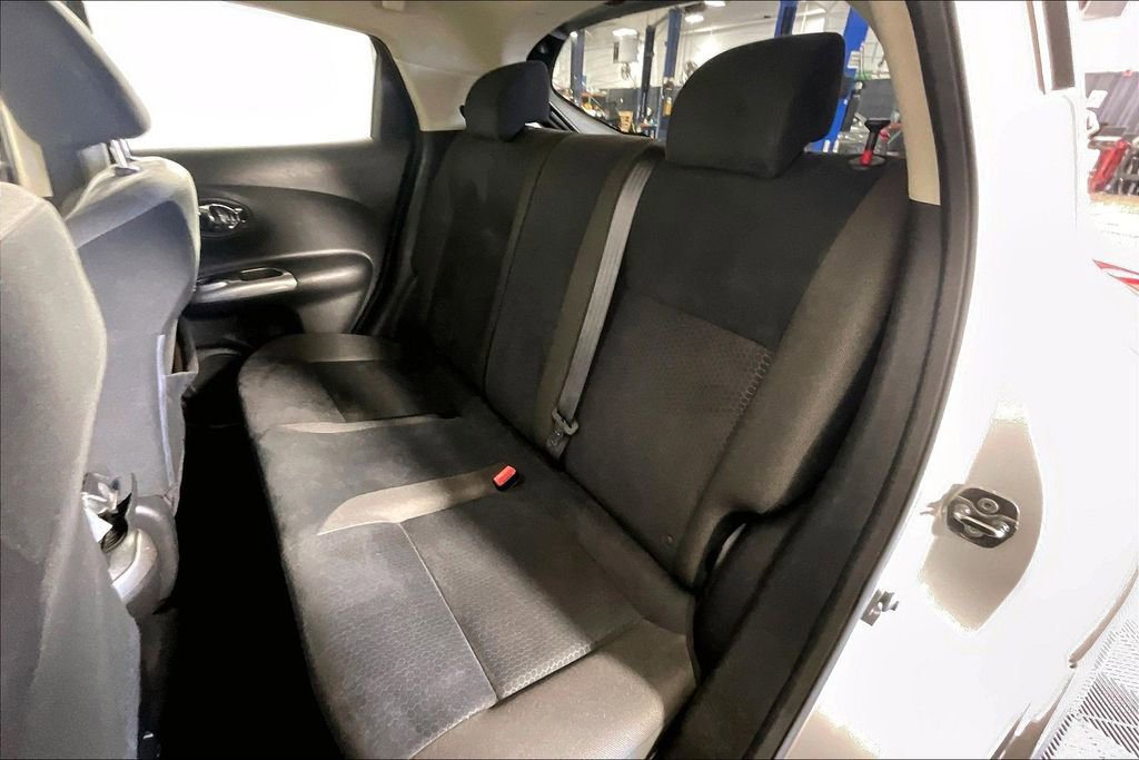 Used 2013 Nissan Juke SV AWD/4WD image 36