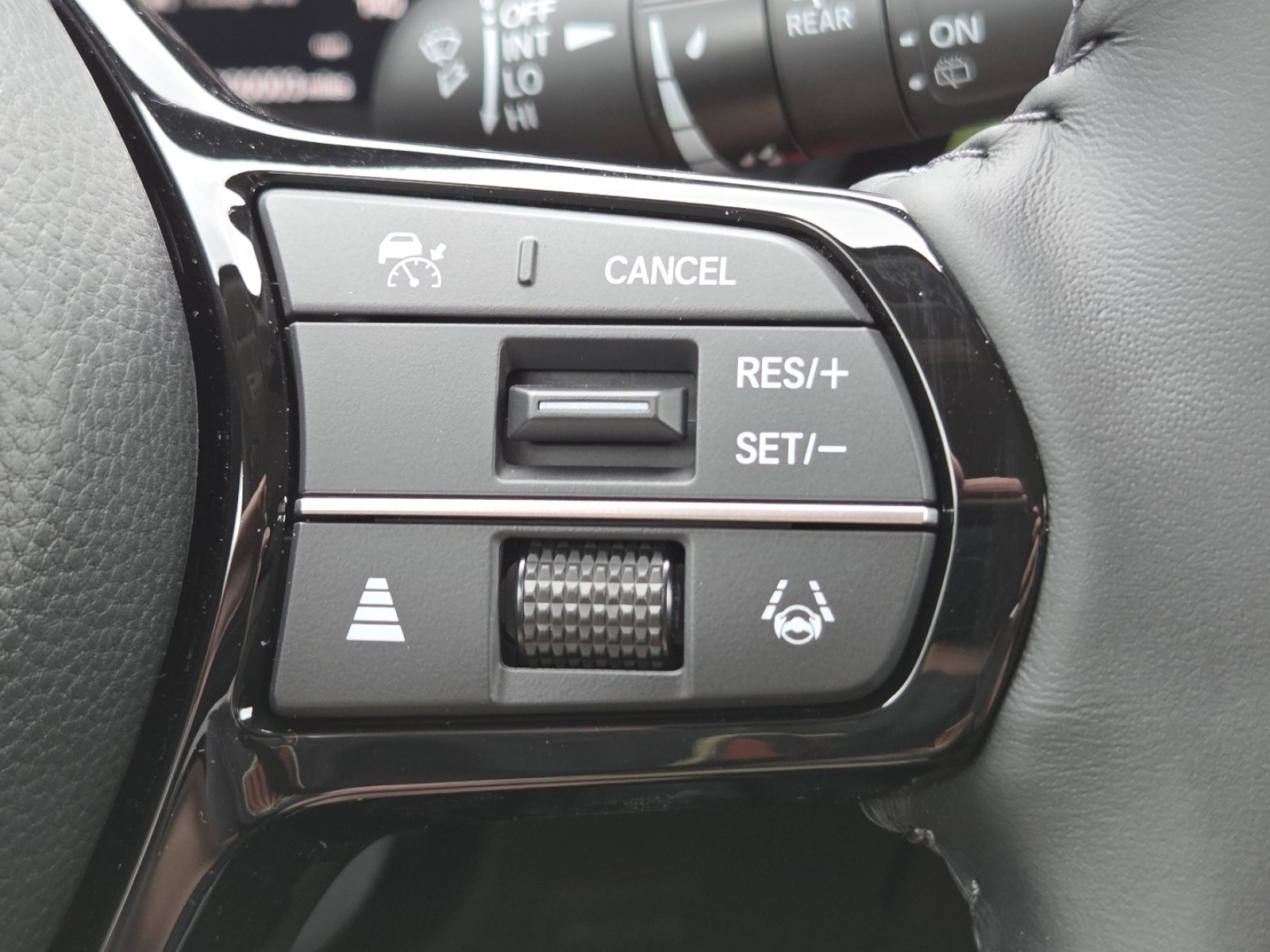New 2026 Honda CR-V EX-L image 9