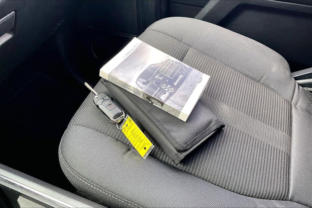 Used 2016 Ford F150 XLT w/ Equipment Group 302A Luxury image 10