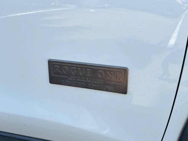 Used 2017 Nissan Rogue SV AWD/4WD image 34