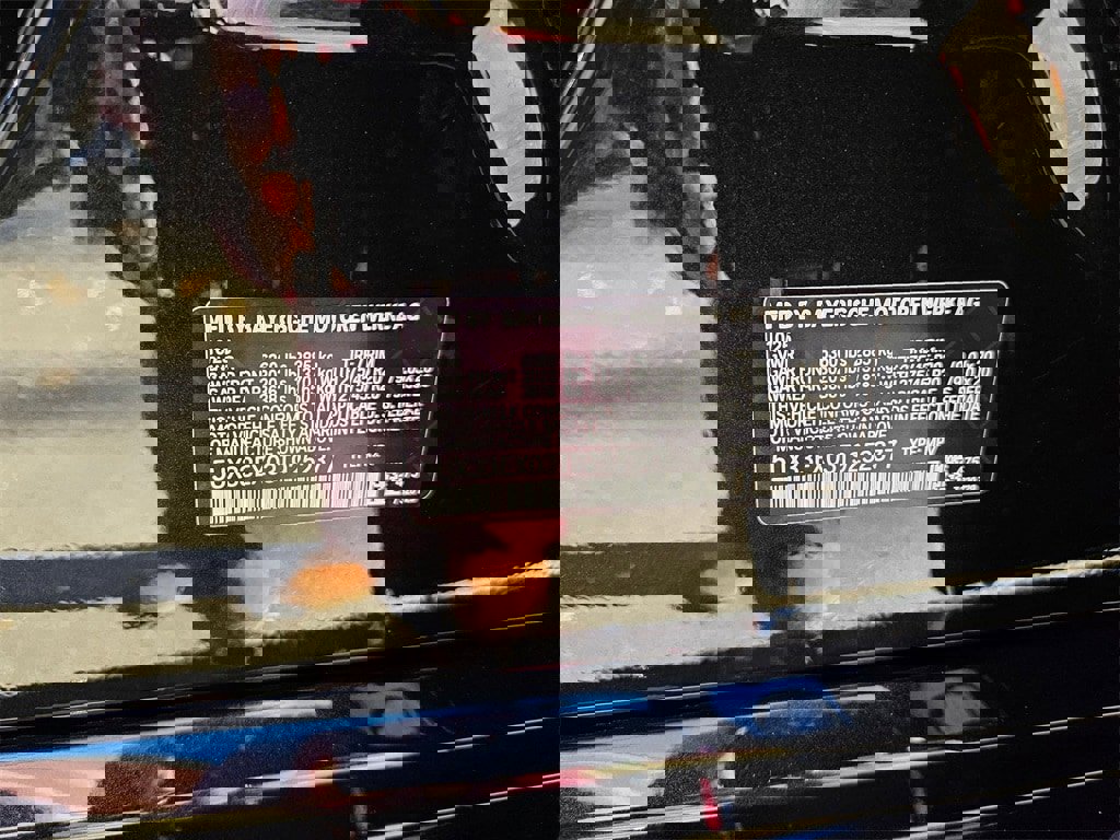 New 2026 BMW X6 xDrive40i w/ Climate Comfort Package image 27