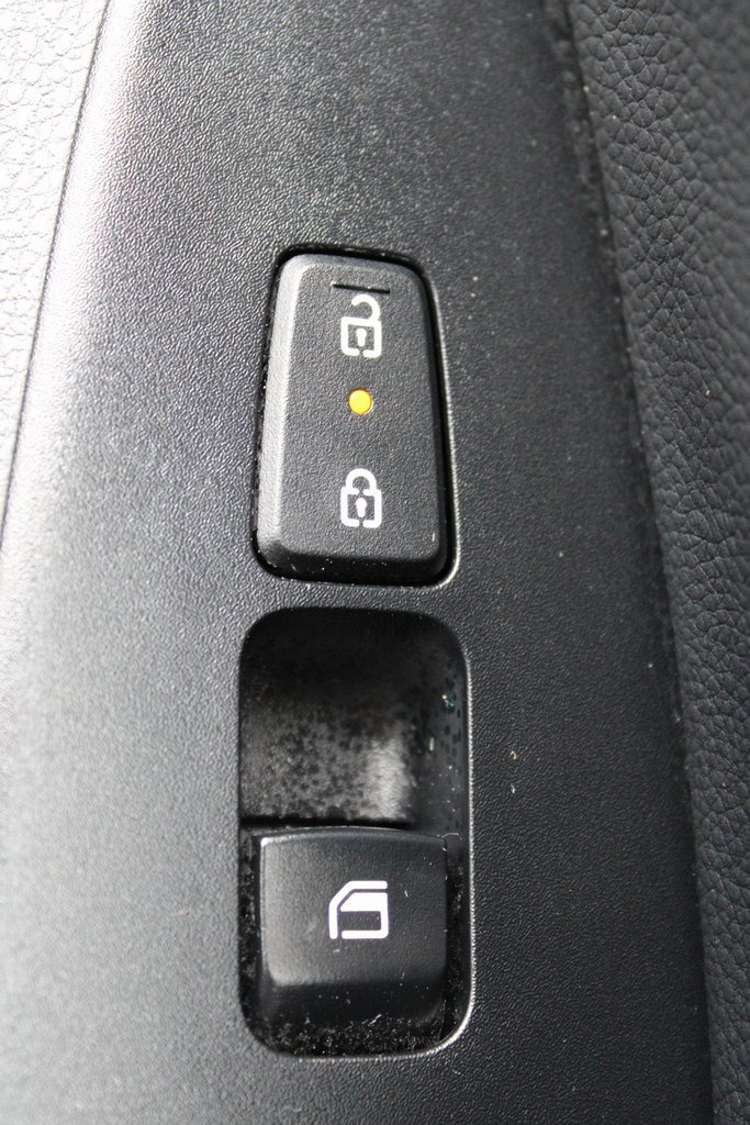 Used 2024 Kia Seltos SX image 23