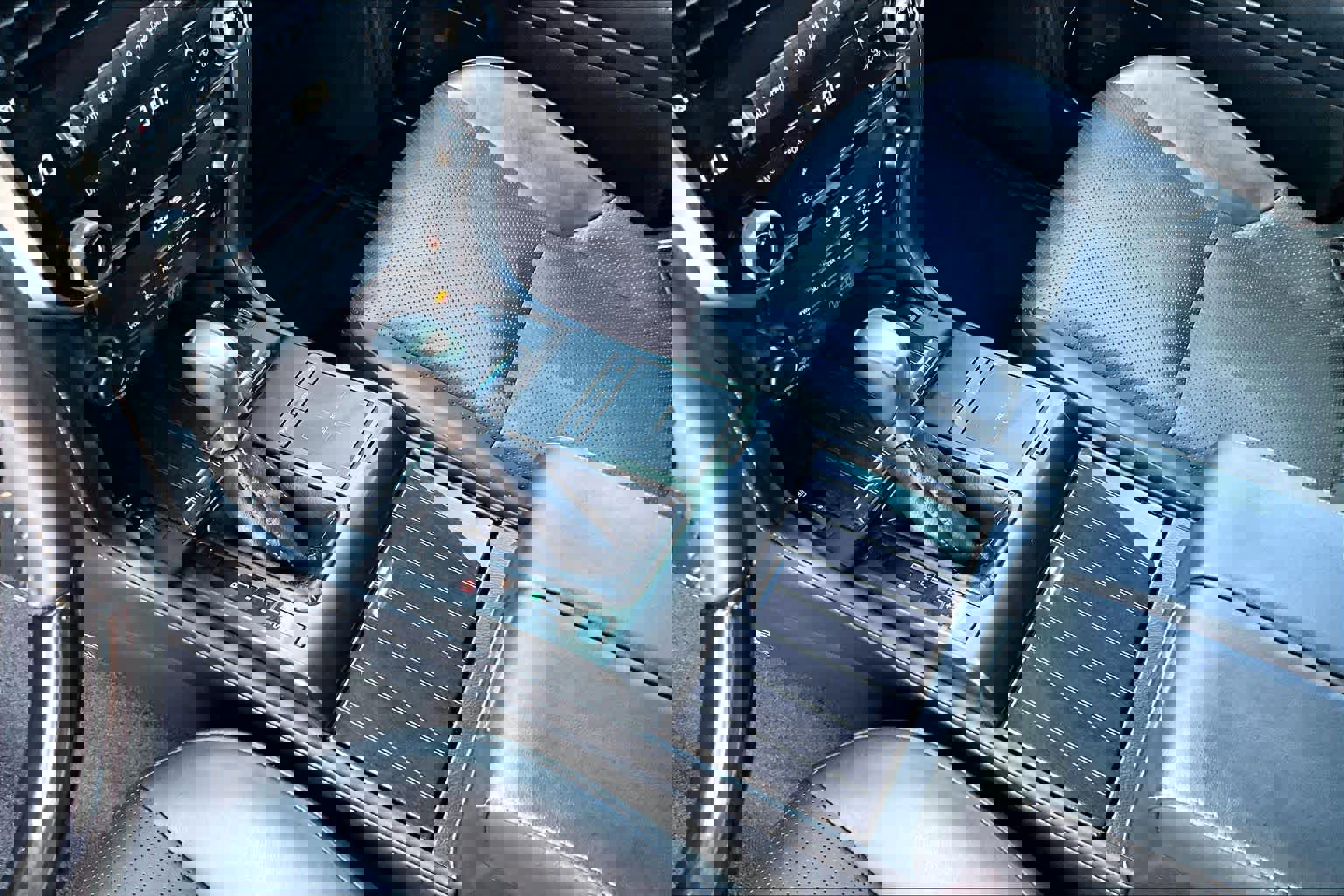 Used 2023 Lexus GX 460 Luxury w/ Sport Design Package image 17