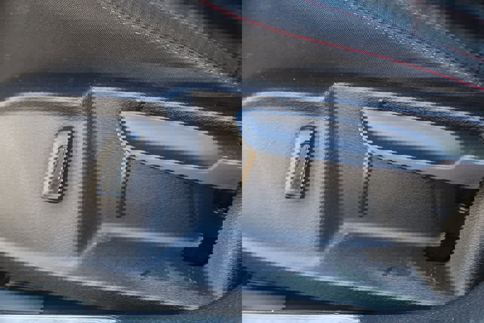 Used 2018 Volkswagen GTI SE image 12