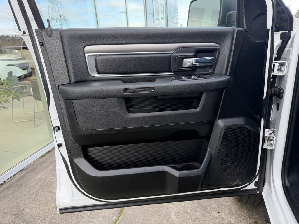 Used 2022 RAM 1500 Classic Warlock image 11