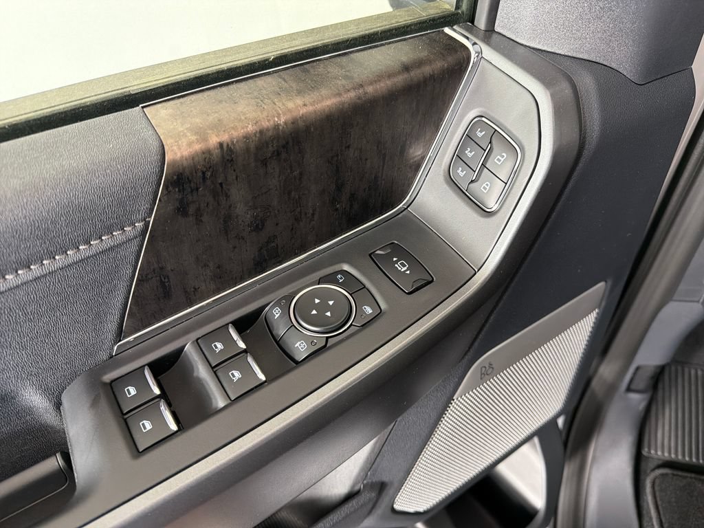 New 2026 Ford F350 Lariat AWD/4WD image 18