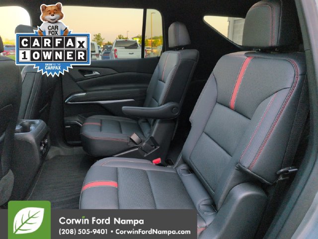 Used 2024 Chevrolet Traverse RS AWD/4WD image 26