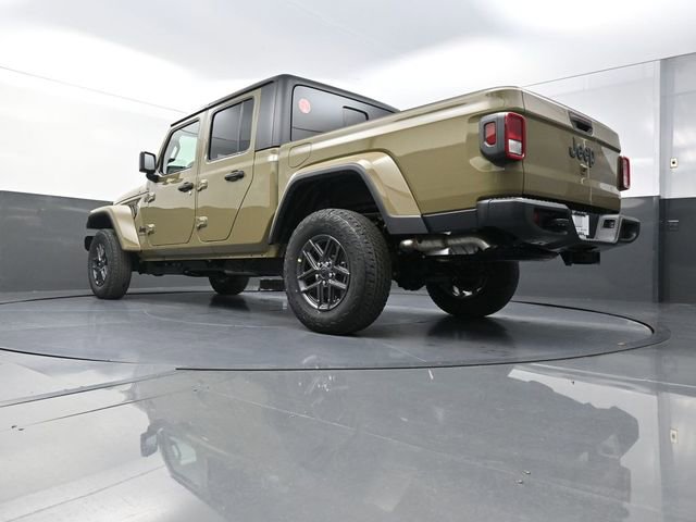 New 2026 Jeep Gladiator Sport image 23