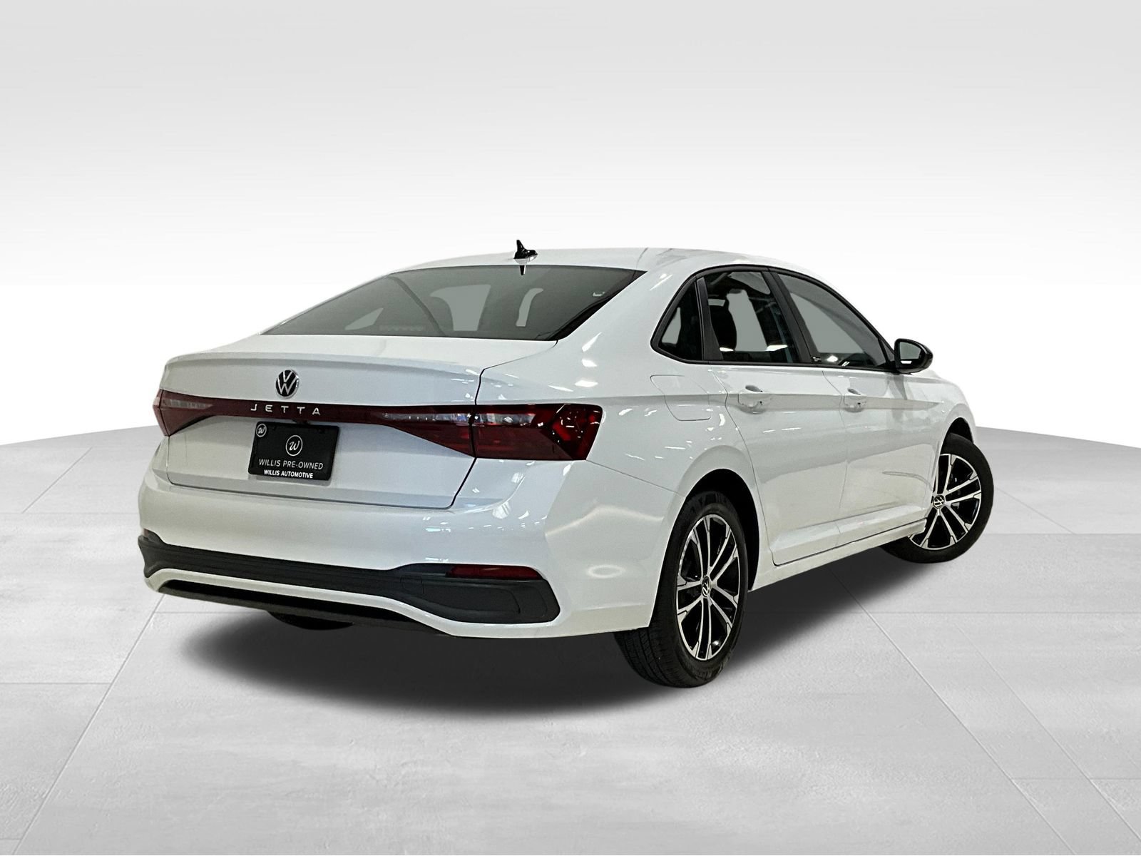 Used 2025 Volkswagen Jetta Sport FWD image 5