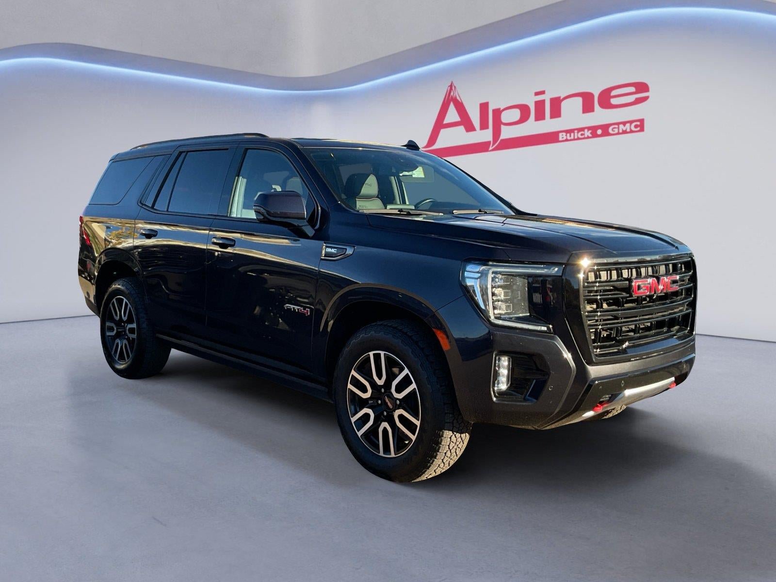 Certified 2024 GMC Yukon AT4 w/ AT4 Premium Package AWD/4WD image 7