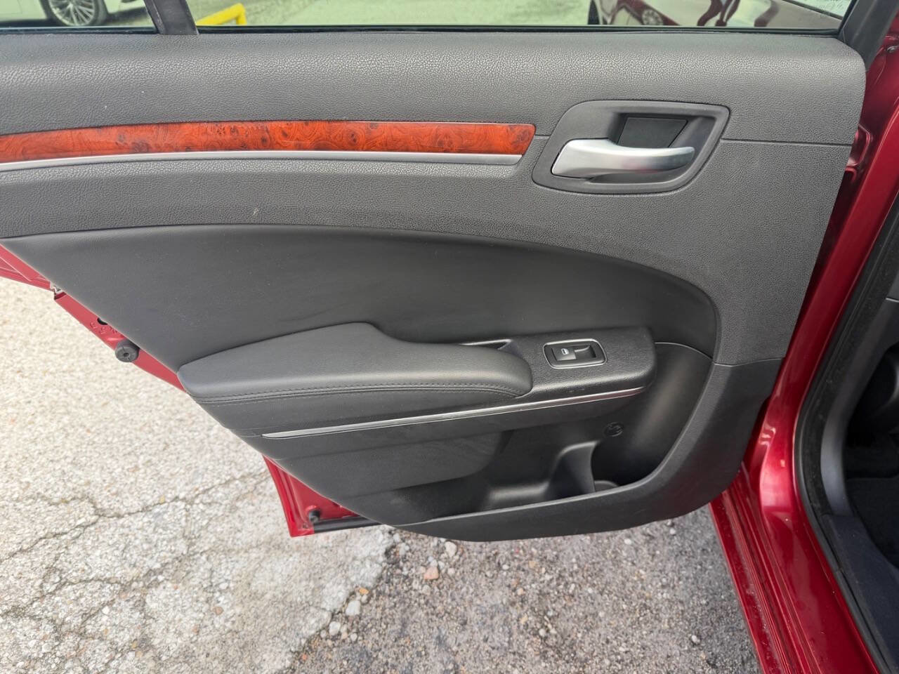 Used 2012 Chrysler 300 Base 4dr Sedan image 15