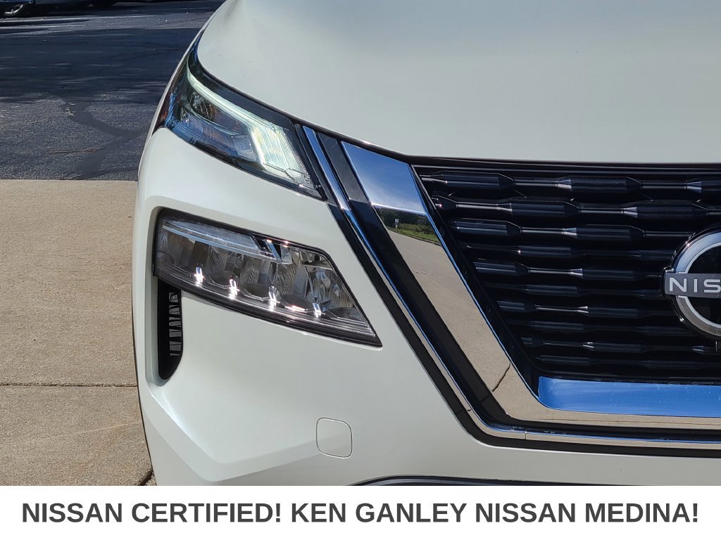 Certified 2023 Nissan Rogue SV AWD/4WD image 9