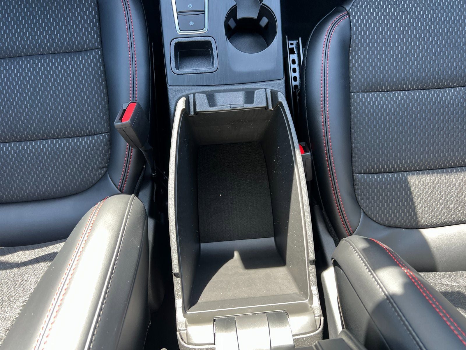 New 2026 Ford Escape ST-Line w/ Tech Pack #1 FWD image 21