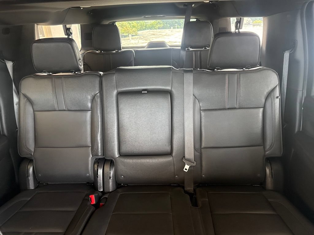 Used 2023 Chevrolet Suburban RST AWD/4WD image 24