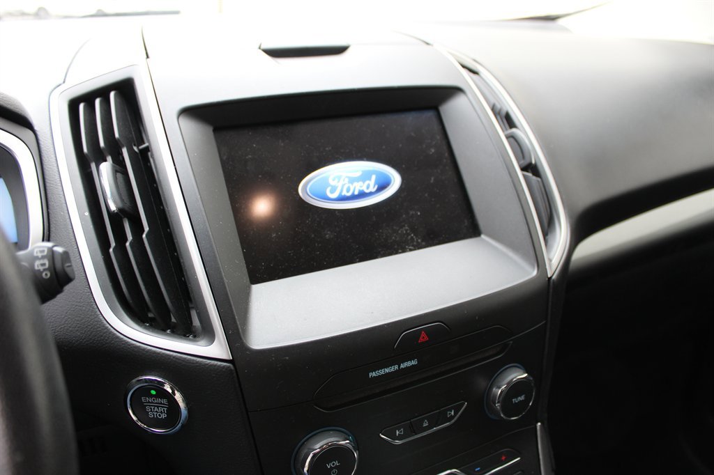 Used 2018 Ford Edge SEL w/ Equipment Group 201A image 8