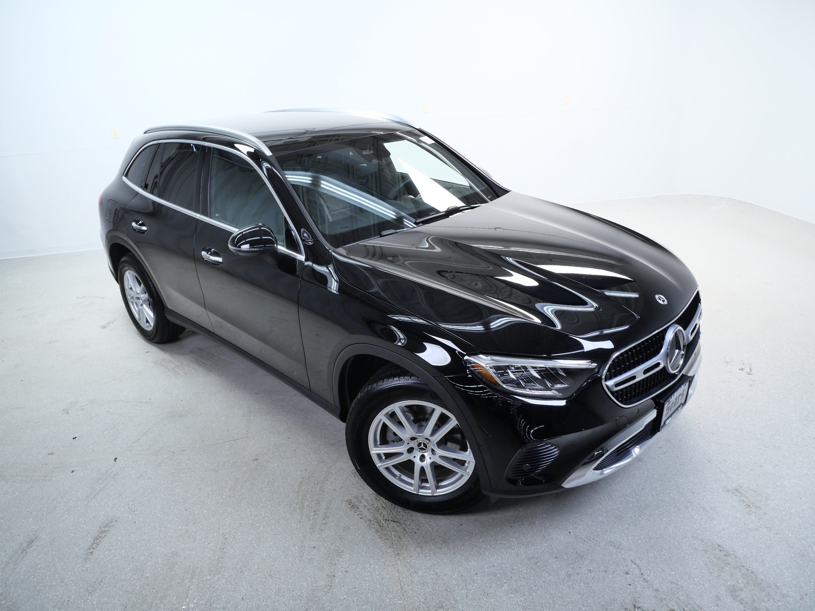 Certified 2026 Mercedes-Benz GLC 300 4MATIC image 4
