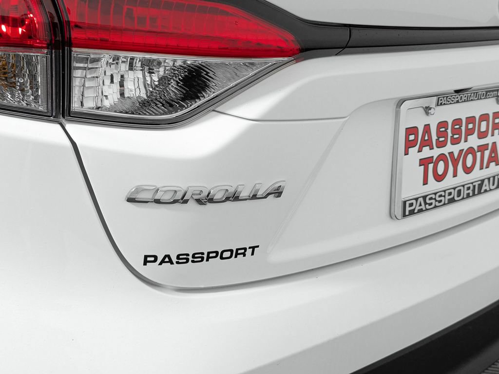 Used 2024 Toyota Corolla LE image 12