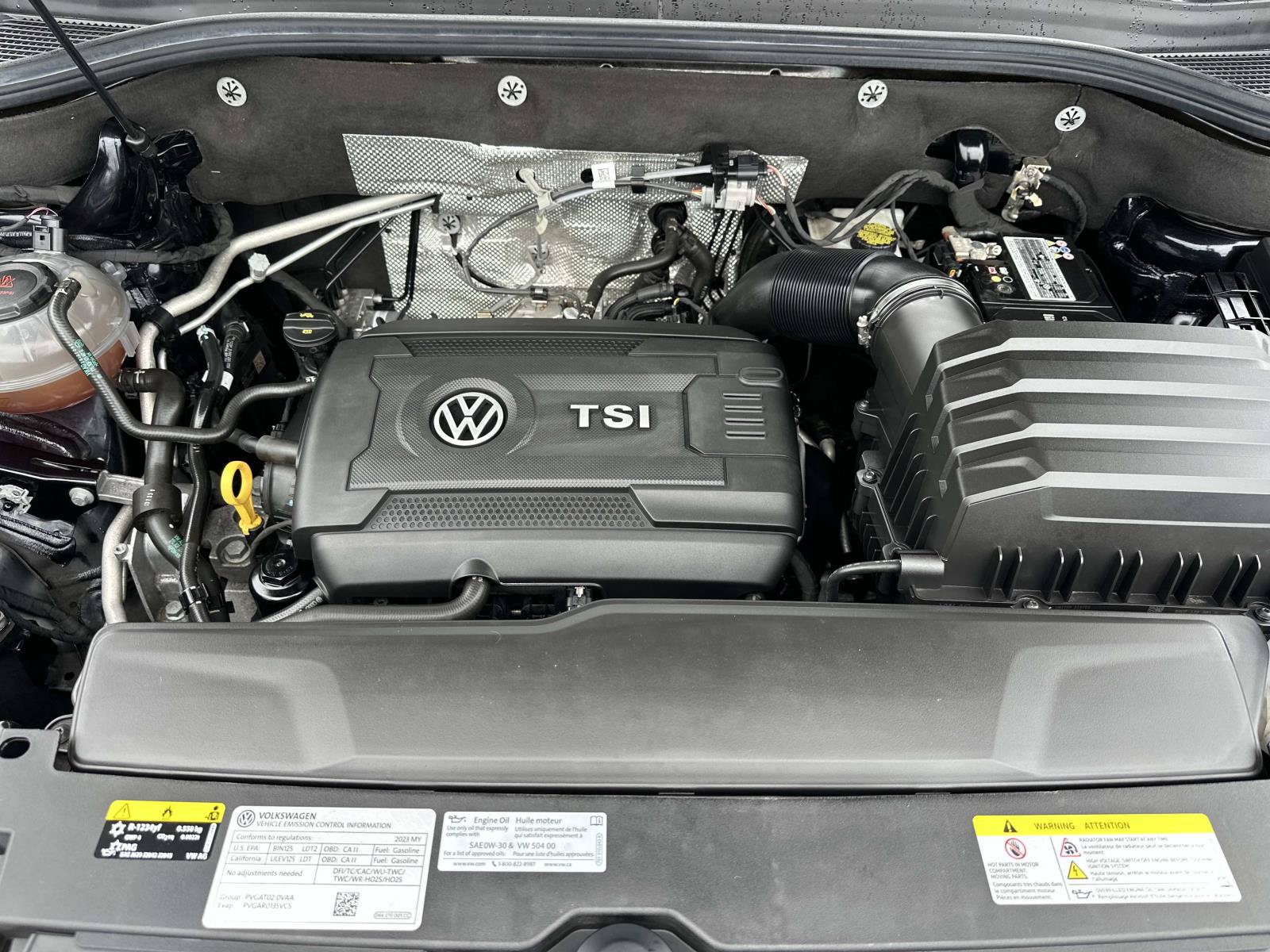 Used 2023 Volkswagen Atlas Cross Sport SEL R-Line AWD/4WD image 10