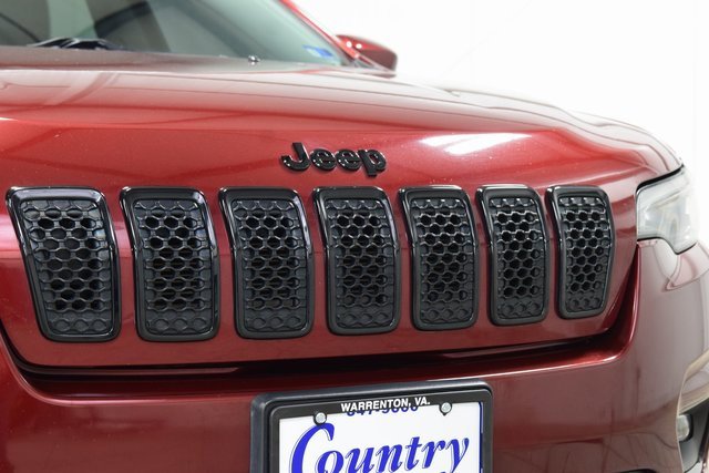 Used 2019 Jeep Cherokee Latitude Plus image 11