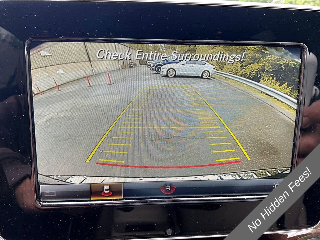 Used 2016 Mercedes-Benz GLA 250 w/ Premium Package image 18