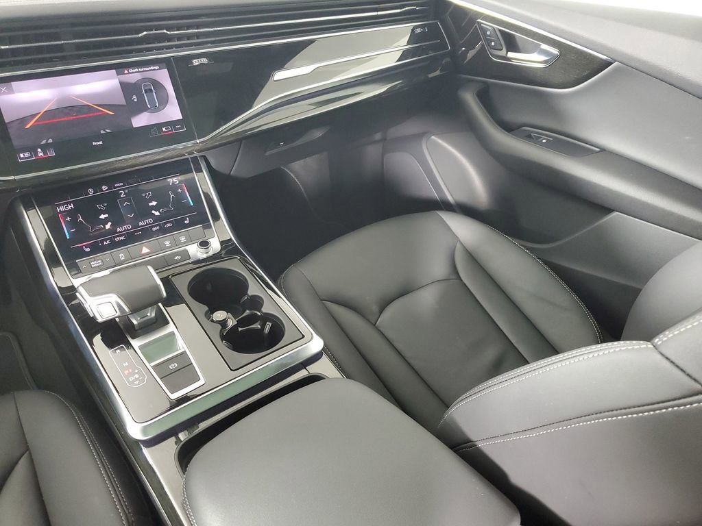 Used 2025 Audi Q7 2.0T Premium w/ Convenience Package image 17