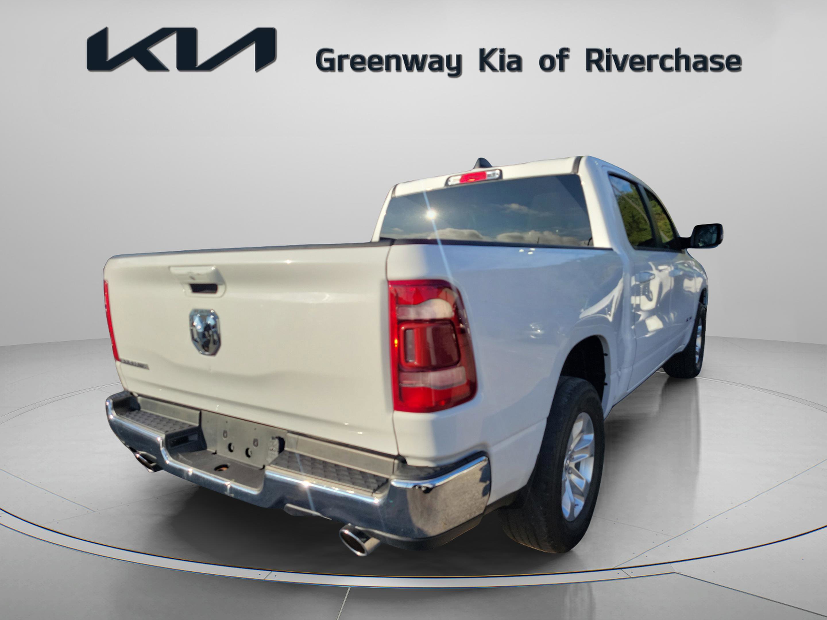 Used 2024 RAM 1500 Laramie image 6