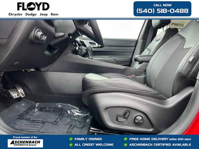 New 2025 Jeep Compass Latitude w/ Convenience Group image 9