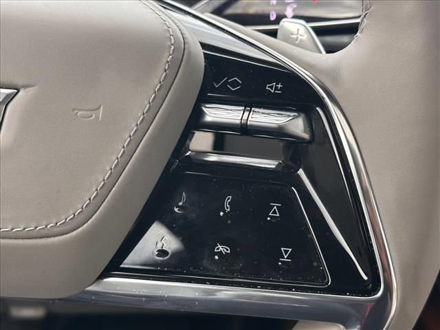 Certified 2025 Cadillac Escalade Sport Platinum w/ LPO, ONYX Package AWD/4WD image 30