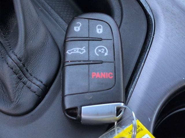 Used 2016 Dodge Challenger R/T Scat Pack RWD image 33