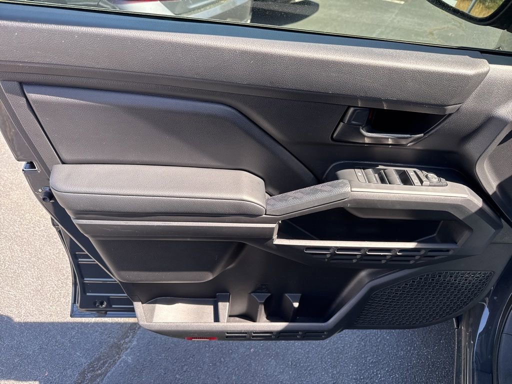 Used 2024 Toyota Tacoma SR image 19