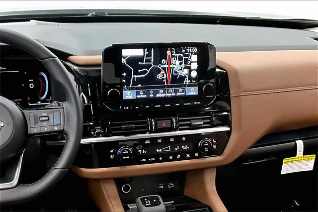 New 2025 Nissan Pathfinder Platinum image 7